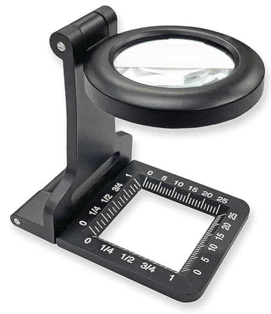 LUPA DE PRECISION DE MANO CUENTAHILOS METALICA C/LUZ LED 5X 30MM, CARSON-1